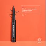 Cejas-perfectas-y-acabado-natural-con-el-delineador-de-cejas-