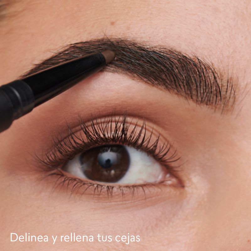 Delineador-de-cejas-que-te-ayuda-a-diseñar-y-rellenar-tus-cejas-con-acabado-natural-