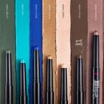 Diferentes-tonos-de-las-sombras-de-ojos-retractil-Eyes-To-Go