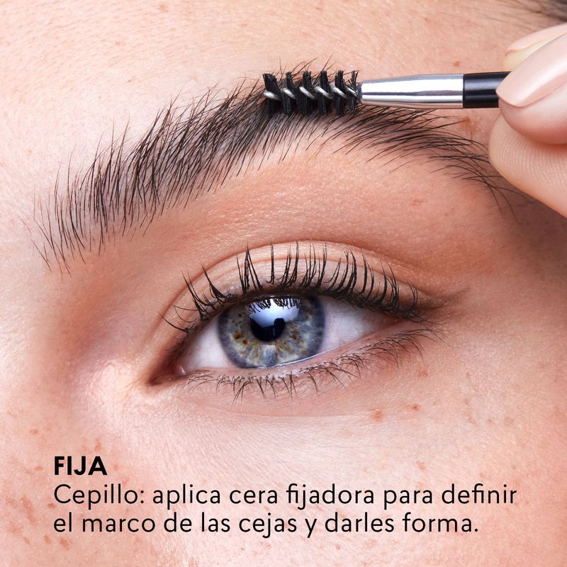 Peina-diseña-fija-rellena-y-logra-un-look-total-de-cejas.-Con-aceites-ceras-y-sombras-para-cejas