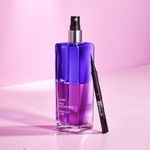 Set-regalo-para-mujer-con-la-colonia-para-mujer-y-el-delineador-de-ojos-plumon-
